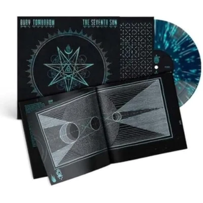 Abbildung von Seventh Sun Deluxe Edition enthält blau/blaugrünes spritzfarbenes Vinyl in einer silberfarbenen geprägten Folienhülle mit einem 25,4 x cm Booklet [Vinyl LP]