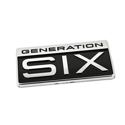 Abbildung von Generation Six Plakette T6 seitlich Logo Zeichen Chrom
