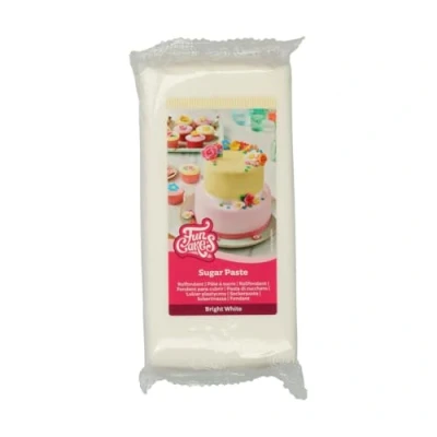 Abbildung von FunCakes Rollfondant Bright White: Einfach zu verwenden, glatt, flexibel, weich und biegsam, perfekt zum Dekorieren von Kuchen, halal, koscher glutenfrei. 1 kg
