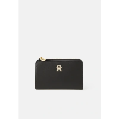 Abbildung von Tommy Hilfiger Distinct SLIM Wallet Geldbörse, Damen, Größe: One Size, Black