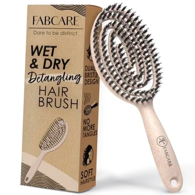 Abbildung von FABCARE Bio Haarbürste Wildschweinborsten Rund inkl. Ebook Detangler Bürste mit Doppelspiralfeder ohne Ziepen Profi Entwirrbürste für jeden Haartyp Damen (Pink)