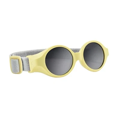 Abbildung von Béaba, Sonnenbrille für Babys von 0 bis 9 Monaten, 100% UV Schutz KAT. 4, Seitenschutz, optimaler Komfort, verstellbares elastisches Kopfband, Pastellgelb