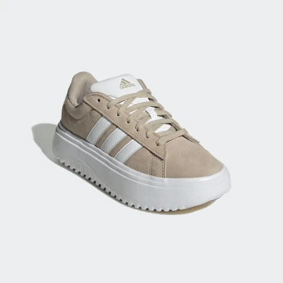 Abbildung von adidas Sportswear GRAND COURT PLATFORM Sneaker Design auf den Spuren des Superstar