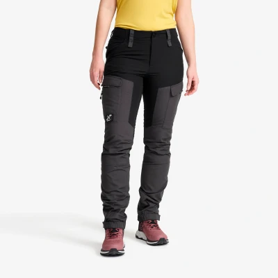 Abbildung von RevolutionRace Damen RVRC GP Pants, Hose zum Wandern und für viele Outdoor Aktivitäten, Jet Black, 3XL