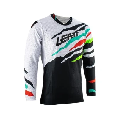 Abbildung von Ventilated 5.5 UltraWeld Motocross Jersey with MoistureCool fabric