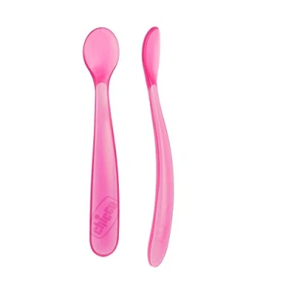 Abbildung von Chicco Langer Fütterlöffel aus weichem Silikon, Duo Pack, für Babys und Kleinkinder, Babylöffel mit Ergonomischem Langem Gebogenem Griff, Löffel Babynahrung, 2 Stück, Babybesteck 6+ Monate
