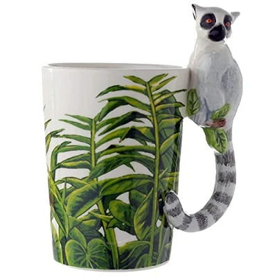 Abbildung von Close Up Lemur Tasse mit 3D Henkel Becher Katta weiÃŸ, Bedruckt, 100% Keramik, Fassungsvermögen ca. 350 ml.