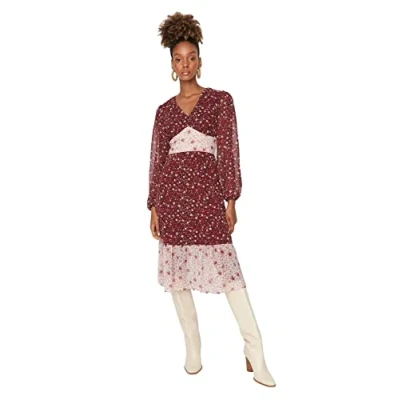 Abbildung von Trendyol Damen Woman Midi Standard V ausschnitt Webstoff Kleid, Mehrfarbig, 38 EU