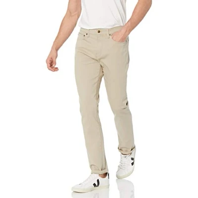 Abbildung von Amazon Essentials Herren Slim Fit Jeans, Helles Khakibraun, 32W / 32L