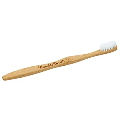 Abbildung von Humble Brush Erwachsene medium weiß 1 Zahnbürste