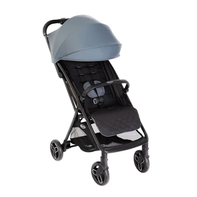 Abbildung von Graco Myavo™ Reisebuggy, ab Geburt bis ca. 4 Jahre (bis 22 kg), leicht, schnell zusammenklappbar, zusammengeklappt freistehend, großer Staukorb, inkl. Regenverdeck, blau, Stormy