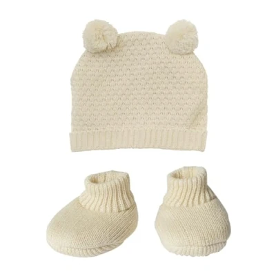 Abbildung von Strickm&uuml;tze &amp; Schuhe f&uuml;r Puppen, &Ouml;ko, 35 45 cm
