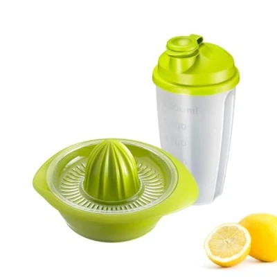 Abbildung von Westmark Fitness Set 2tlg., Zitrus und Orangenpresse Dressingshaker, Fassungsvermögen: je 0,5 l, Kunststoff, Mixery, Limetta, Apfelgrün/Transparent, 3091227E