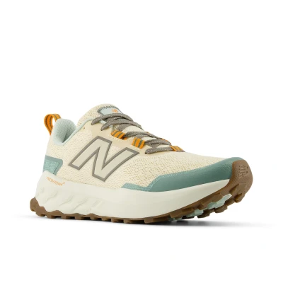 Abbildung von New Balance Fresh FOAM X GAROÉ V2 Laufschuh Trail, Damen, Größe: 40, Calcium Schuhe