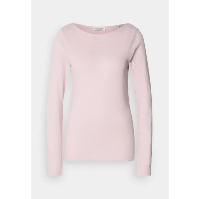 Abbildung von Marc O&#039;Polo Damen Langarmshirt aus Bio Baumwolle mit U Boot Ausschnitt, Rosa (Pale Lilac), M