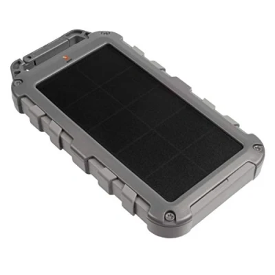 Abbildung von Xtorm Fuel Series 4 Solar USB C Schnellladegerät Powerbank 10.000mAh Schwarz