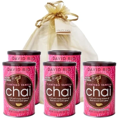Abbildung von GUSTONE. David Rio Geschenkset Flamingo Vanilla Decaffeinated Sugar Free 5 x 337g Dosen Chai Latte Entkoffeiniert Zuckerfrei