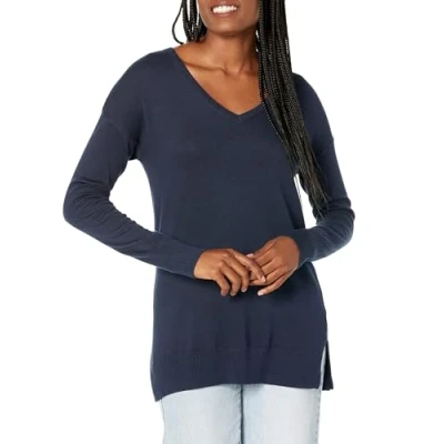 Abbildung von Amazon Essentials Damen Leichter Tunika Pullover Mit Langen Ärmeln Und V Ausschnitt (Erhältlich In Übergröße), Marineblau, L