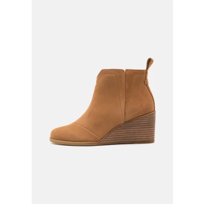 Abbildung von TOMS Clare Ankle Boot, Damen, Größe: 40, Tan Schuhe