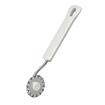 Abbildung von Dr. Oetker Teigrädchen, Küchenhelfer zum Trennen von verschiedenen Teigarten, Utensil Dekorieren, (Farbe: weiß/silber), Menge: 1 Stück, 20 x 3 cm