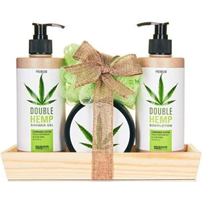 Abbildung von BRUBAKER Cosmetics Hanföl Dusch und Pflege Set frische Minze &amp; Aloe Vera mit Deko Tablett aus Holz