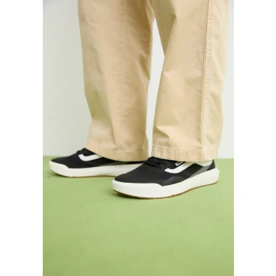 Abbildung von Vans Ultrarange Unisex Sneaker low, Größe: 46, Black Kunststoff/textil