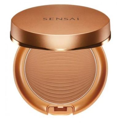 Abbildung von Sensai Silky Bronze Natural Veil Compact SPF 20 Medium SC03 8,5 g