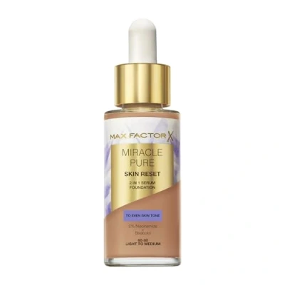 Abbildung von Max Factor Miracle Pure 2in1 Skin Reset Serum Foundation, 60 80, Light to Medium, vegane Formel, gleicht den Teint aus, mittlere Deckkraft, mattes Finish, Niacinamid Formel und Bisabolol, 30 ml