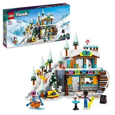 Abbildung von LEGO 41756 Friends Skipiste und Café Winter Set mit Liann , Aron Zac Minipuppen Fuchs Tierfigur, Spielzeug für Mädchen, Jungen Kinder, kreatives