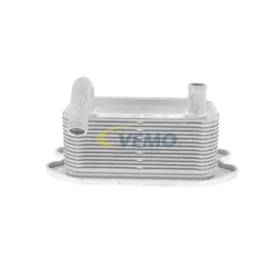Abbildung von VEMO V95 60 0020 Ölkühler ohne Dichtung VOLVO: V70 2, XC70 I Cross Country, S80
