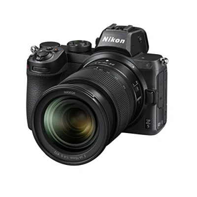 Abbildung von Nikon Z5 + Nikkor Z 24 70mm f/4 S