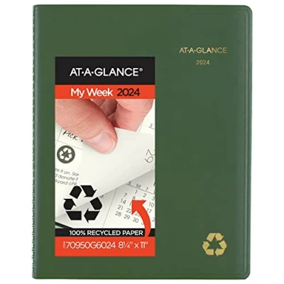 Abbildung von AT A GLANCE 2024 Wochen und Monatsplaner, Viertelstündliches Terminkalender, 21,6 x 27,9 cm, groß, recycelt, Monatsregister, Grün (70950G6024)