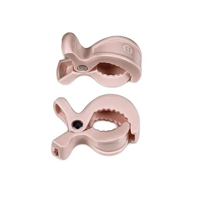 Abbildung von Petite&amp;Mars PEG * Kinderwagen Klammer, Trolley Clips 2 Stück Klammern, Set zum Befestigung von Musselintuechern Decken, Abdeckungen, Stilltuch oder Baby Spielzeug (rose)