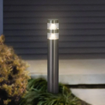 Abbildung von Ledvance ENDURA HYBRID ORION DOUBLE Außenleuchte, Hybridleuchte, 4W, 340lm, warmweiße Lichtfarbe, 3.000K Farbtemperatur, Edelstahl, IP44 &amp; IP67 Schutzklasse, Solar Stromnetzbetrieb