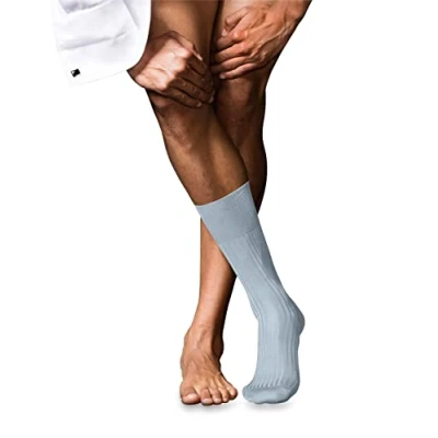 Abbildung von FALKE Herren Socken No. 10 M SO Pure Fil d&#039;Écosse Baumwolle einfarbig 1 Paar, Blau (Light Blue 6594), 41 42