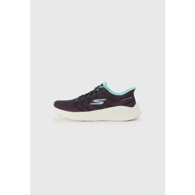 Abbildung von Skechers GO WALK NOW KHLOE Slip On Sneaker Freizeitschuh mit Fersenkissen und ins Technologie