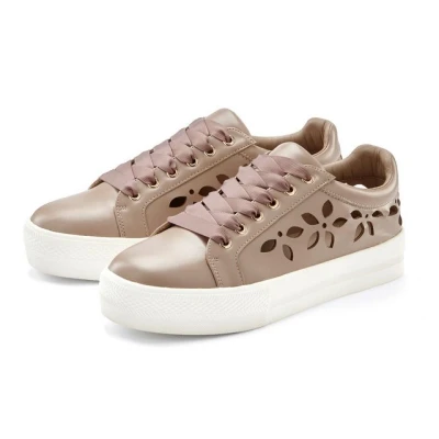 Abbildung von LASCANA Sneaker mit kleinen Cut Outs, Schnürhalbschuhe, Freizeitschuhe VEGAN