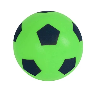 Abbildung von HTI Fun Sport Schaumstoff Fußbälle Weiche, sichere Schaumstoffbälle für Indoor &amp; Outdoor Langlebig, leicht ideal Kinder Erwachsene Spaß alle Altersgruppen 19,4 cm (1 Grün)
