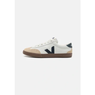 Abbildung von Veja Volley Sneaker low, Damen, Größe: 40, White/nautico/bark Hochwertiges lederimitat