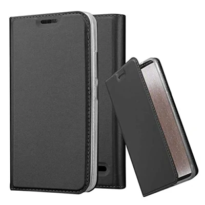 Abbildung von Cadorabo Hülle kompatibel mit Motorola Moto E4 aus Premium Kunst Leder Flip Klappbare Stoßfeste Magnetische [Standfunktion] [Kartenfächern] Cover für Tasche in Schwarz