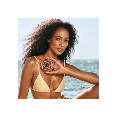 Abbildung von Charlotte Tilbury Beautiful SKIN Sunkissed GLOW Bronzer Bronzer, Größe: 21 g, Tan