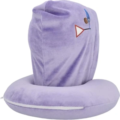 Abbildung von cartrend Nackenkissen HERO,​​ mit angenehmer Memory Foam Füllung, buntes Design für Kinder, abnehmbarer Bezug, Kapuze, 1 Stück, lila