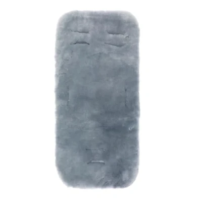 Abbildung von Fillikid Kinderwagen Sitzauflage Lammfelleinlage Exclusiv, Einlage für Kinderwagen, Buggy Autositz aus 100% Merino Lammfell mit Gurtschlitze Weiß 73 x 33 cm
