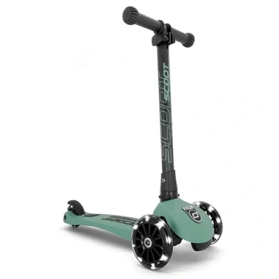 Abbildung von Scoot and Ride Dreiradscooter Highwaykick 3 LED Forest, Beleuchtung, Kinderroller, Scooter, Kickboard, faltbar, grün