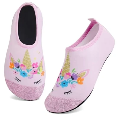 Abbildung von IceUnicorn Badeschuhe Kinder Schwimmschuhe Jungen Mädchen Strandschuhe Baby Aquaschuhe Barfußschuhe Kleinkind Wasserschuhe(Glitzer Einhorn, 24/25 EU)