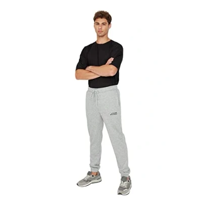 Abbildung von Trendyol Herren Mittlerer Bund Regular Jogginghose Sweatpants, Grau, S EU