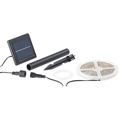 Abbildung von Lunartec Solar LED Band: Streifen mit 180 tageslichtweißen LEDs, 3 m, wetterfest IP65 (LED Solarpanel, Strips, Weihnachtsbaumbeleuchtung kabellos)
