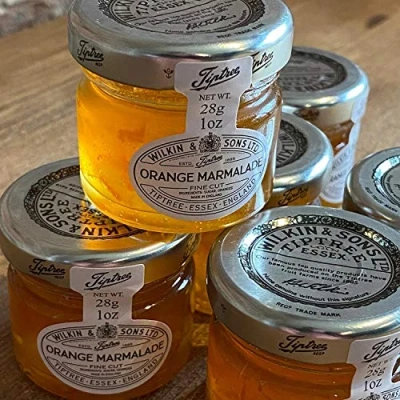 Abbildung von Wilkin &amp; Sons of Tiptree Fine Cut Orange Marmalade 28g Mini Jar 24 Pack