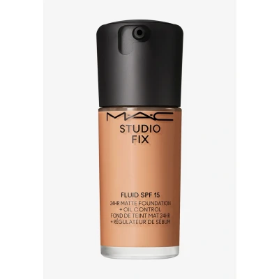 Abbildung von MAC Studio FIX Fluid SPF15 Foundation, Größe: 30 ml, Nc44