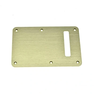 Abbildung von Dopro Tremolo Trem Hohlraumabdeckung aus eloxiertem Aluminium für amerikanische/mexikanische FD Stratocaster, Gold